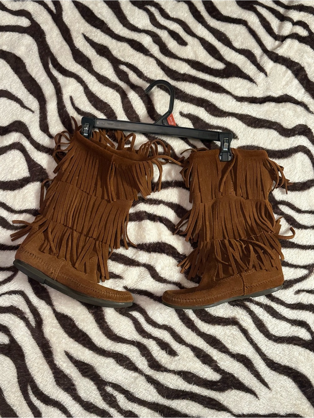 Minnetonka Brown Suede Fringe Lace-Up Boots